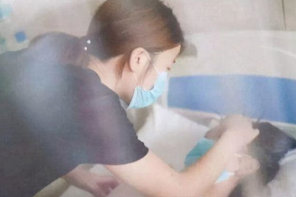 2020年，那名誰給40萬救我父親就嫁誰的河南女孩，結果怎樣了？