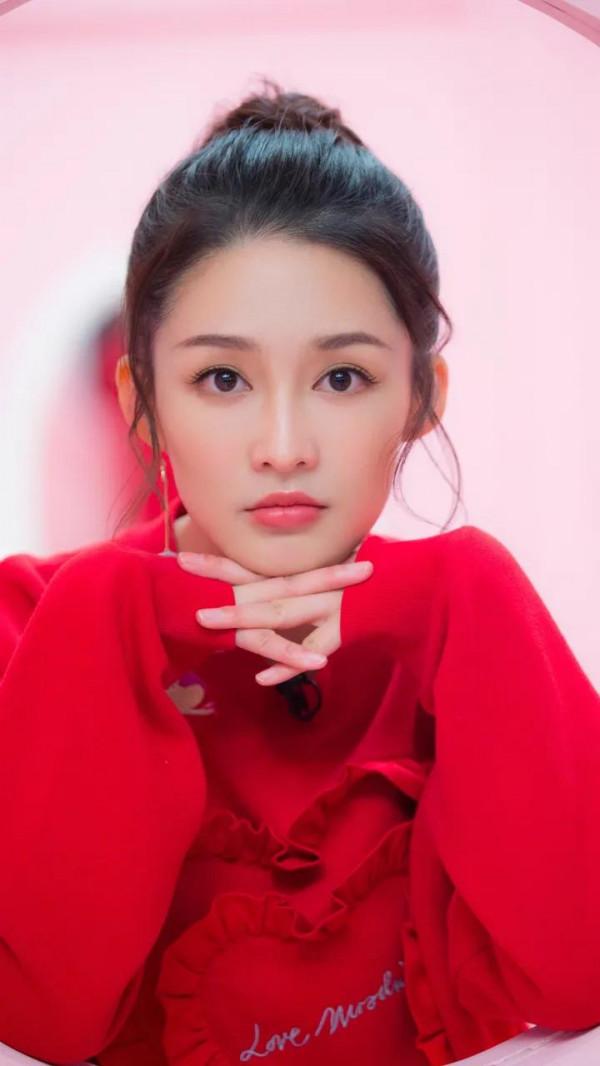 李陵不愛死，沁倚瞻王室，李舟名父子，沁人心不羈