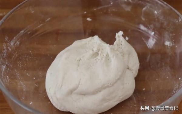 3根香蕉里加1碗糯米粉,簡單一做,軟糯香甜,比吃大魚大肉還過癮 3根香蕉里加1碗糯米粉,簡單一做,軟糯香甜,比吃大魚大肉還過癮