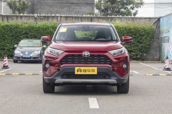 歷經26年、5代車型演變,豐田RAV4為何能持續暢銷? 歷經26年、5代車型演變,豐田RAV4為何能持續暢銷?