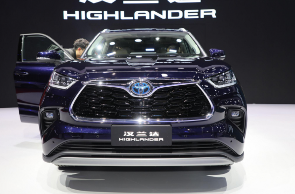 中型SUV保值率天花板，起步價25.88萬，豐田漢蘭達依舊堅挺