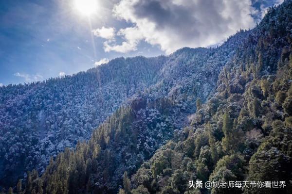 探訪冰川、峽谷徒步，睡在松贊新店，開啟一場自然大冒險