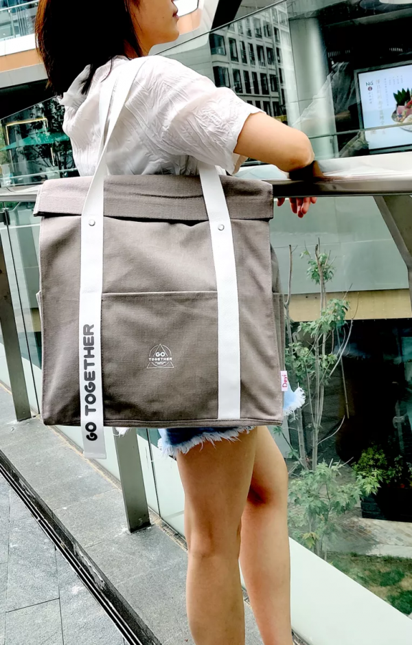 好看又實用的帆布包才是王道，這4款你值得擁有