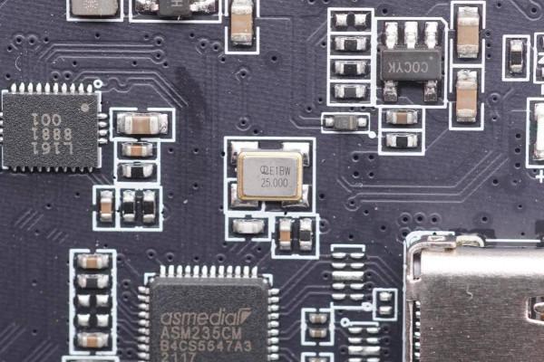 行動硬碟個人網盤一個搞定，Lexar雷克沙時光機深度拆解