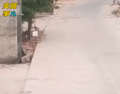 一組動圖警示你：戴好頭盔繫好扣，關鍵時刻能保命