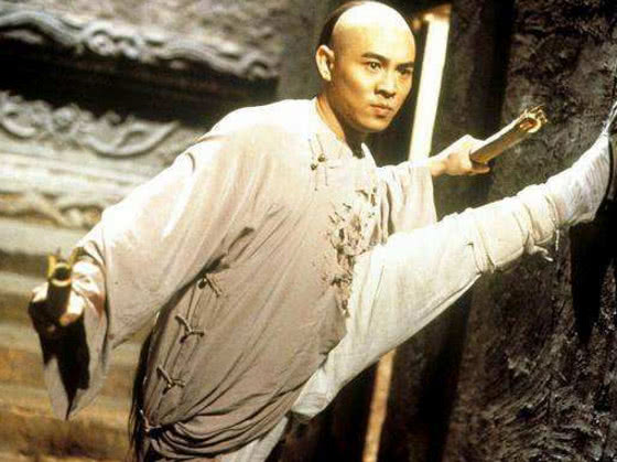 洪金寶為捧紅錢嘉樂，請了半個武指圈幫忙，卻被反派搶走風頭