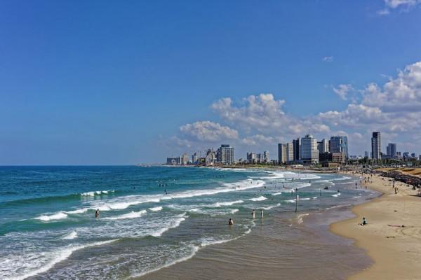 世界若有十分美，九分便在耶路撒冷