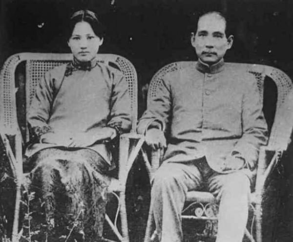 1981年,宋慶齡葬禮為何提前五分鐘?鄧穎超:她會同意我這麼做的 1981年,宋慶齡葬禮為何提前五分鐘?鄧穎超:她會同意我這麼做的