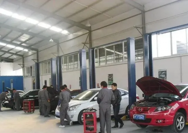 新一代“玻璃大王”誕生？身家是曹德旺數倍，企業營收將超過福耀