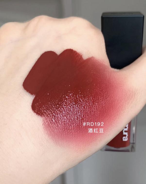 冬天口紅不必買太多，有這4支就夠用，有品位的女人都在用