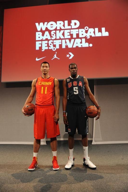 明明易建聯和杜蘭特都是2.11米的身高,為什麼天賦差距這麼大呢? 明明易建聯和杜蘭特都是2.11米的身高,為什麼天賦差距這麼大呢?