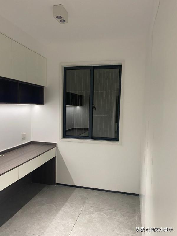 歷時五個月硬裝完工,簡單裝修,無主燈的設計一家人都滿意 歷時五個月硬裝完工,簡單裝修,無主燈的設計一家人都滿意