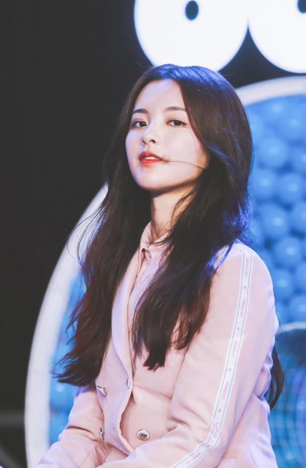 楊超越精美飯拍1