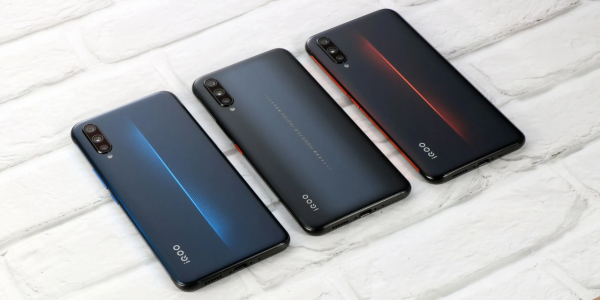 風雨裡“吃雞”等你，你需要一份懷舊手機清單