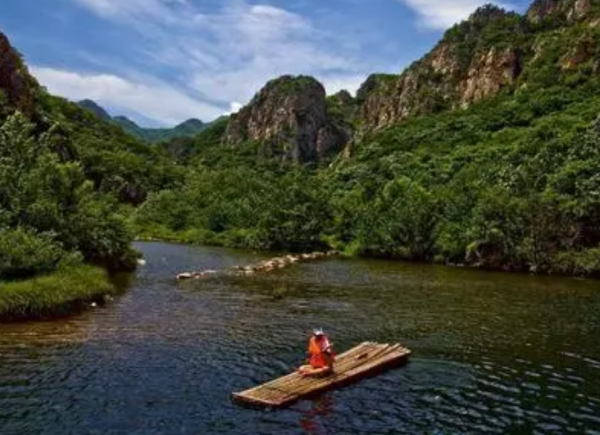 遼寧絕美的避暑仙境,面積是西湖的2倍,號稱是“遼南小桂林” 遼寧絕美的避暑仙境,面積是西湖的2倍,號稱是“遼南小桂林”