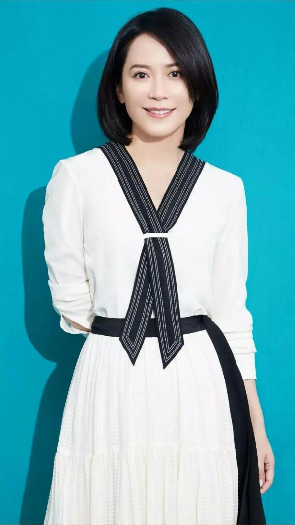 不老女神俞飛鴻絕美高畫質桌布:有一種美叫俞飛鴻 成熟優雅 魅力無限 不老女神俞飛鴻絕美高畫質桌布:有一種美叫俞飛鴻 成熟優雅 魅力無限