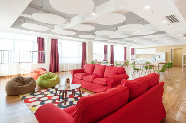 北京冬奧會來了個“神仙女孩兒”，精通四國語言