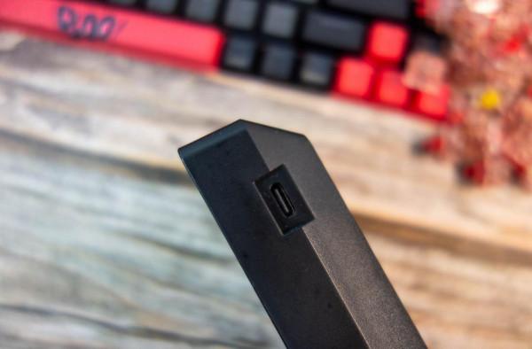 買了把鍵盤，我把它的鍵帽、軸體全拆了