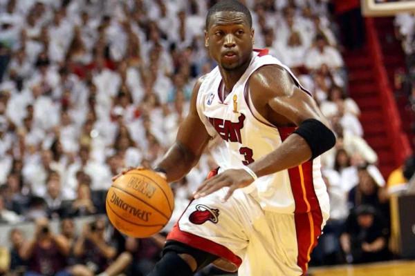 美媒列出了NBA歷史上10名最好的組合型後衛，詹姆斯入選