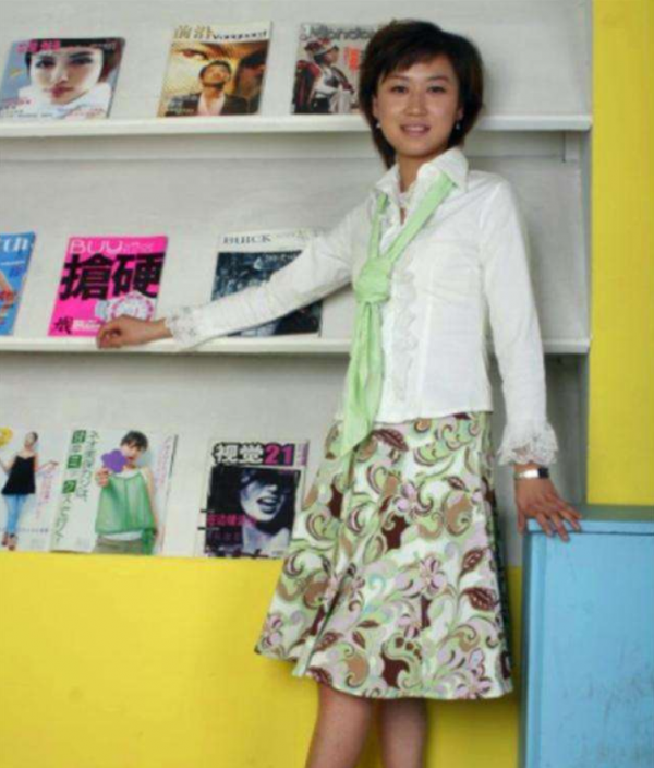 著名主持人魏笑：新婚24小時離世，丈夫至今未娶，父親仍在懷念她