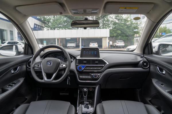 外觀時尚油耗低，悅翔怎麼樣？值得買嗎？全方面評測！