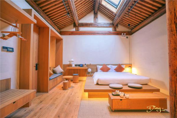 住在北京後海、南鑼鼓巷的四合院，過一把老北京四九城的生活