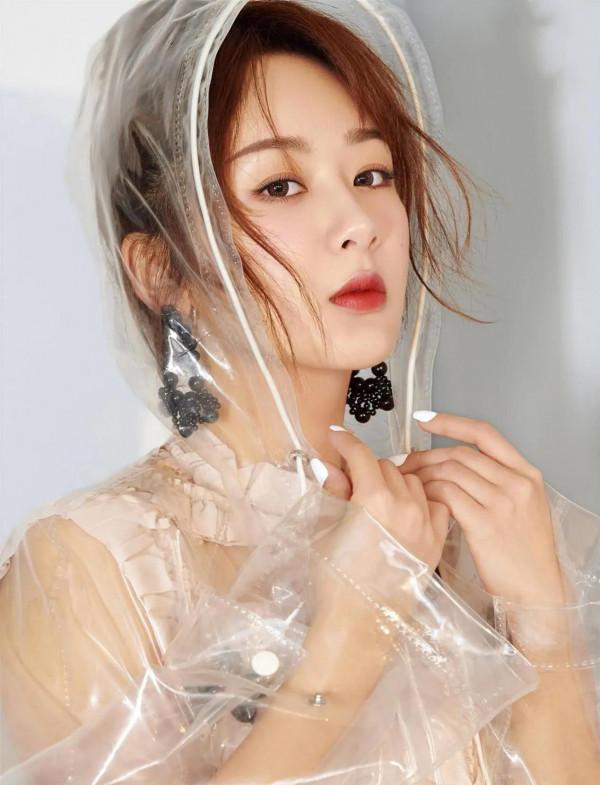 寶藏女孩楊紫美圖｜倪萍：《女心理師》楊紫是個很有魅力的演員