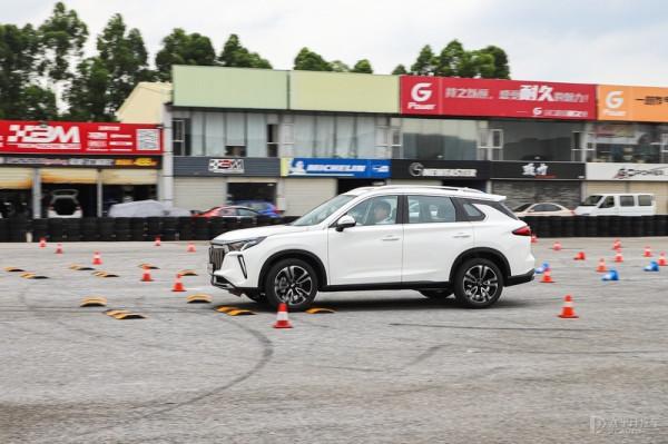 又一招降維打擊 傳祺GS4 PLUS能否撼動哈弗H6? 又一招降維打擊 傳祺GS4 PLUS能否撼動哈弗H6?