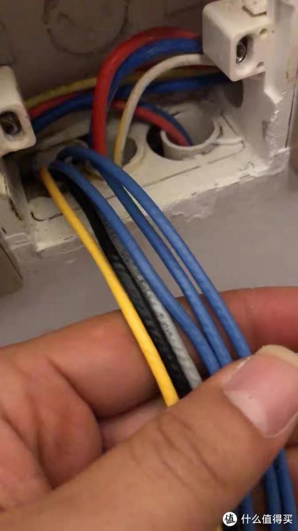 砸牆挖洞!搞裝修!喪心病狂的家庭網路升級:突破千兆,顏值飆升 砸牆挖洞!搞裝修!喪心病狂的家庭網路升級:突破千兆,顏值飆升