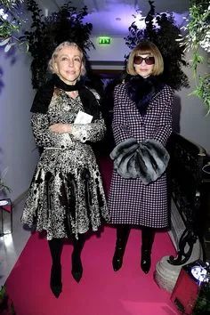 擁有這一件小配飾 你的大衣能穿出好幾種花樣 | 好物推薦