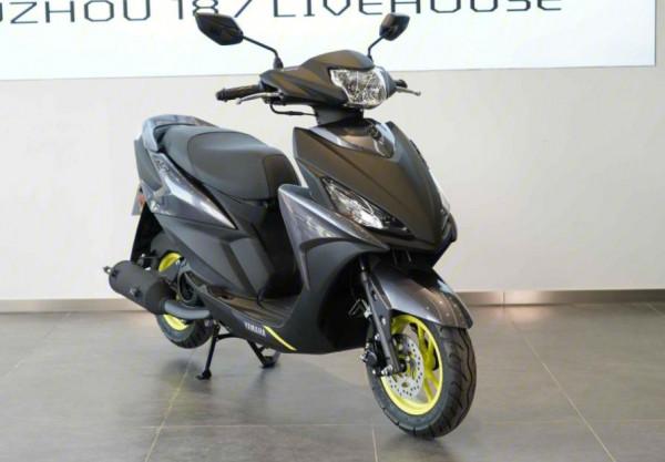 建設雅馬哈合資踏板福禧125,外觀帥氣,馬力8.3匹,售8980元 建設雅馬哈合資踏板福禧125,外觀帥氣,馬力8.3匹,售8980元
