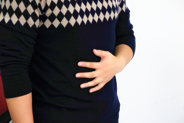 喉嚨裡經常有痰,吐不完,怎麼回事?要是嚥下去了,會有事嗎? 喉嚨裡經常有痰,吐不完,怎麼回事?要是嚥下去了,會有事嗎?