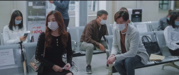 真好，張含韻沒有演傻白甜！|《愛很美味》造型解析