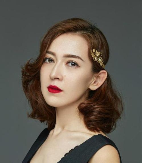 尼格買提：30歲娶帕夏古麗，結婚8年沒有孩子，風光背後有眼淚