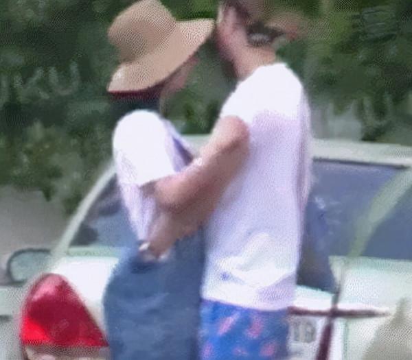 白百何大方曬體重!自曝122斤 素顏健身大秀身材 白百何大方曬體重!自曝122斤 素顏健身大秀身材