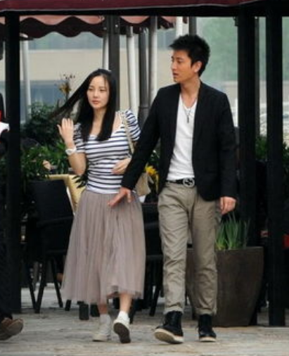 “王力宏”式的明星夫妻,一位影帝一位影后,還有兩名導演 “王力宏”式的明星夫妻,一位影帝一位影后,還有兩名導演