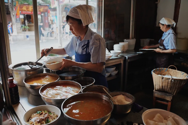 曾破吉尼斯世界紀錄！80萬畝花海齊綻放！這裡藏著國內最早的春天