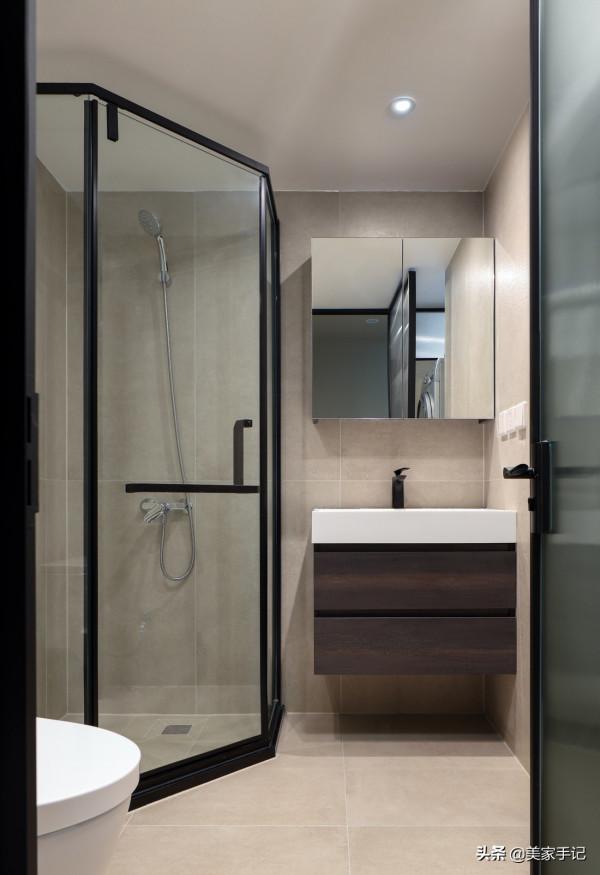 一入她家110㎡的房子，就被玄關深深迷住，全屋溫馨治癒，太美了