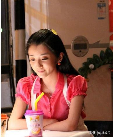 這是《一起來看流星雨》裡的小漁嗎？變化好大！網友：網紅味太濃