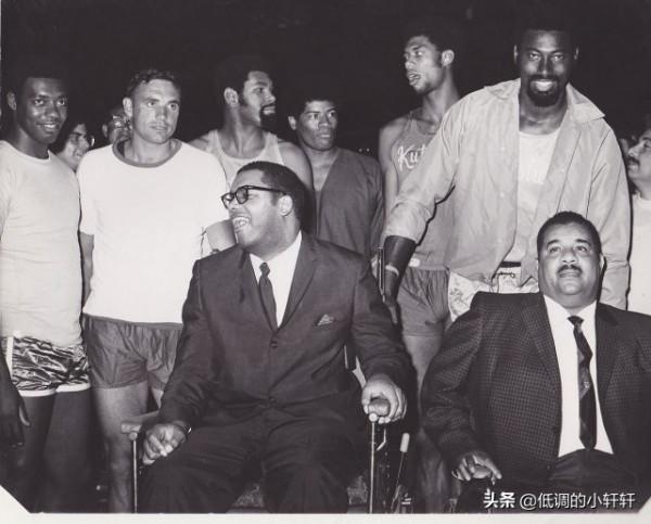 來吧，兄弟，我們和命運打一場比賽