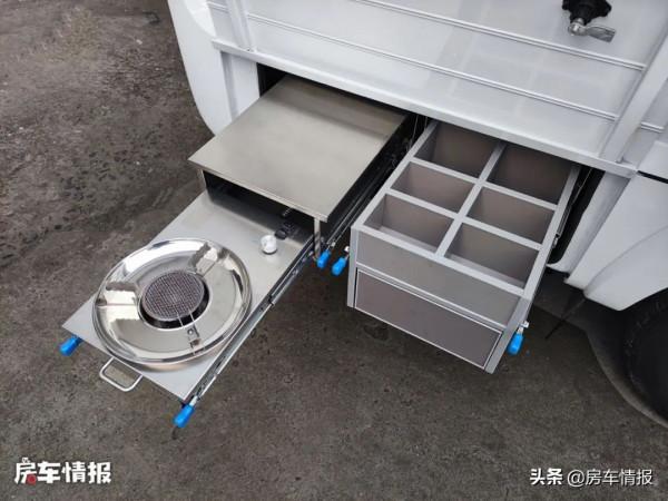 全新升級依途房車,3.0T動力航空鋁車身,設施更人性化最多住5口 全新升級依途房車,3.0T動力航空鋁車身,設施更人性化最多住5口