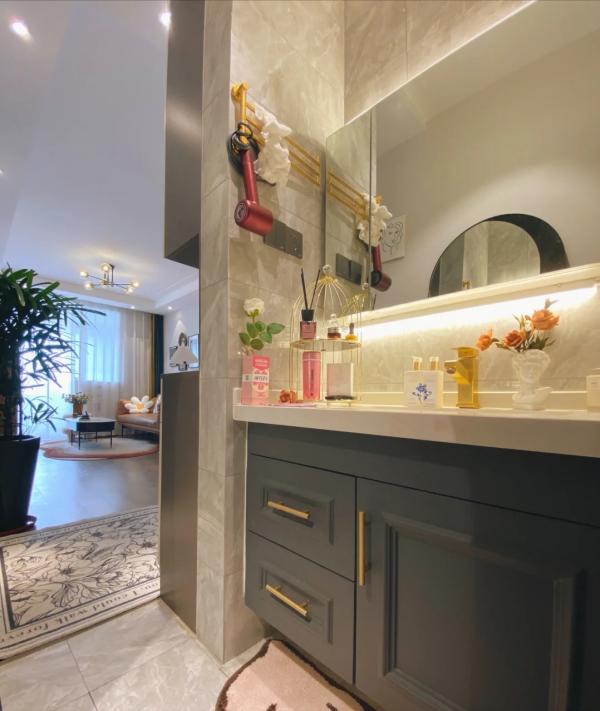 業主堅持砸掉“客餐廳”隔斷牆，小半年過去，越住越舒適