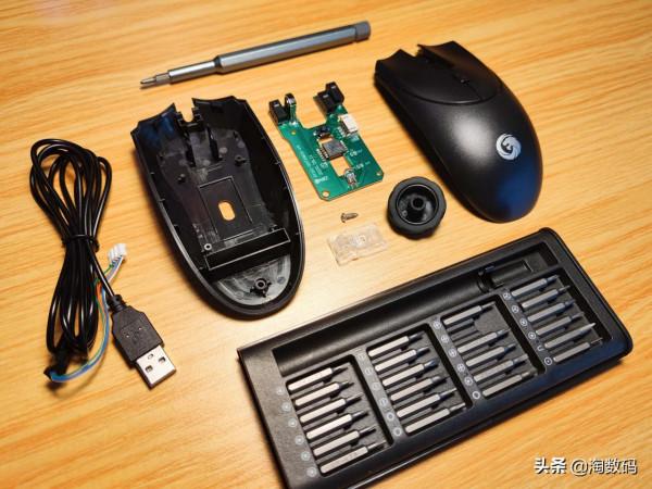 消費降級：￥5塊9雷蛇+羅技混血方案，廉價國產滑鼠開箱拆解曬單