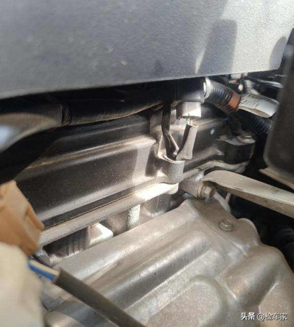 暴雨季,這輛29萬的英菲尼迪告訴你,什麼是教科書式的泡水車? 暴雨季,這輛29萬的英菲尼迪告訴你,什麼是教科書式的泡水車?