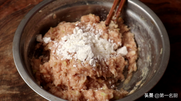 快過年了，教你5種炸年貨做法，學會多備一些，炒菜燉湯都不錯