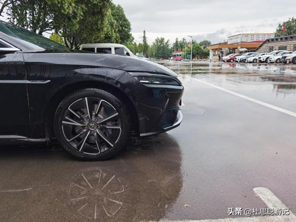 漢EV自駕洛陽,市內免費的洛邑古城的夜景是不會讓你失望的 漢EV自駕洛陽,市內免費的洛邑古城的夜景是不會讓你失望的