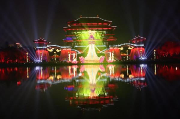 大唐芙蓉園這麼美的花燈，你確定不來嗎？