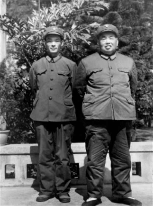 四川唯一鄧姓開國將軍出車禍，許世友：救不過來，醫生全撤職