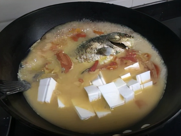 不管解凍什麼魚,切記別用水泡,教你一招,簡單快速,比活魚新鮮 不管解凍什麼魚,切記別用水泡,教你一招,簡單快速,比活魚新鮮