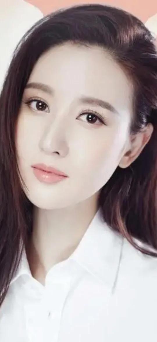 閉月羞花的張萌，是多少人心目中的最美女神